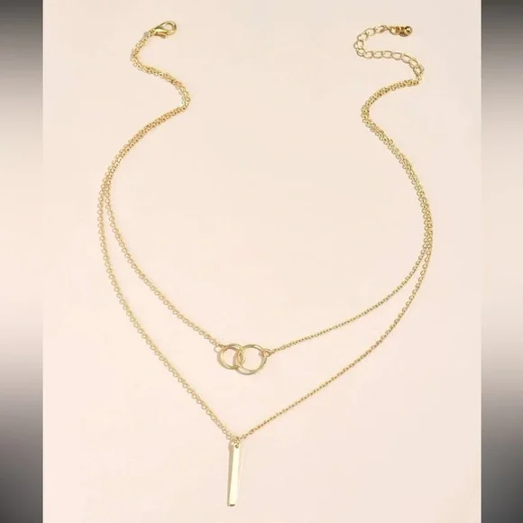 Geometric layered chain necklace with circle and bar pendants gold - Picture 2 of 9